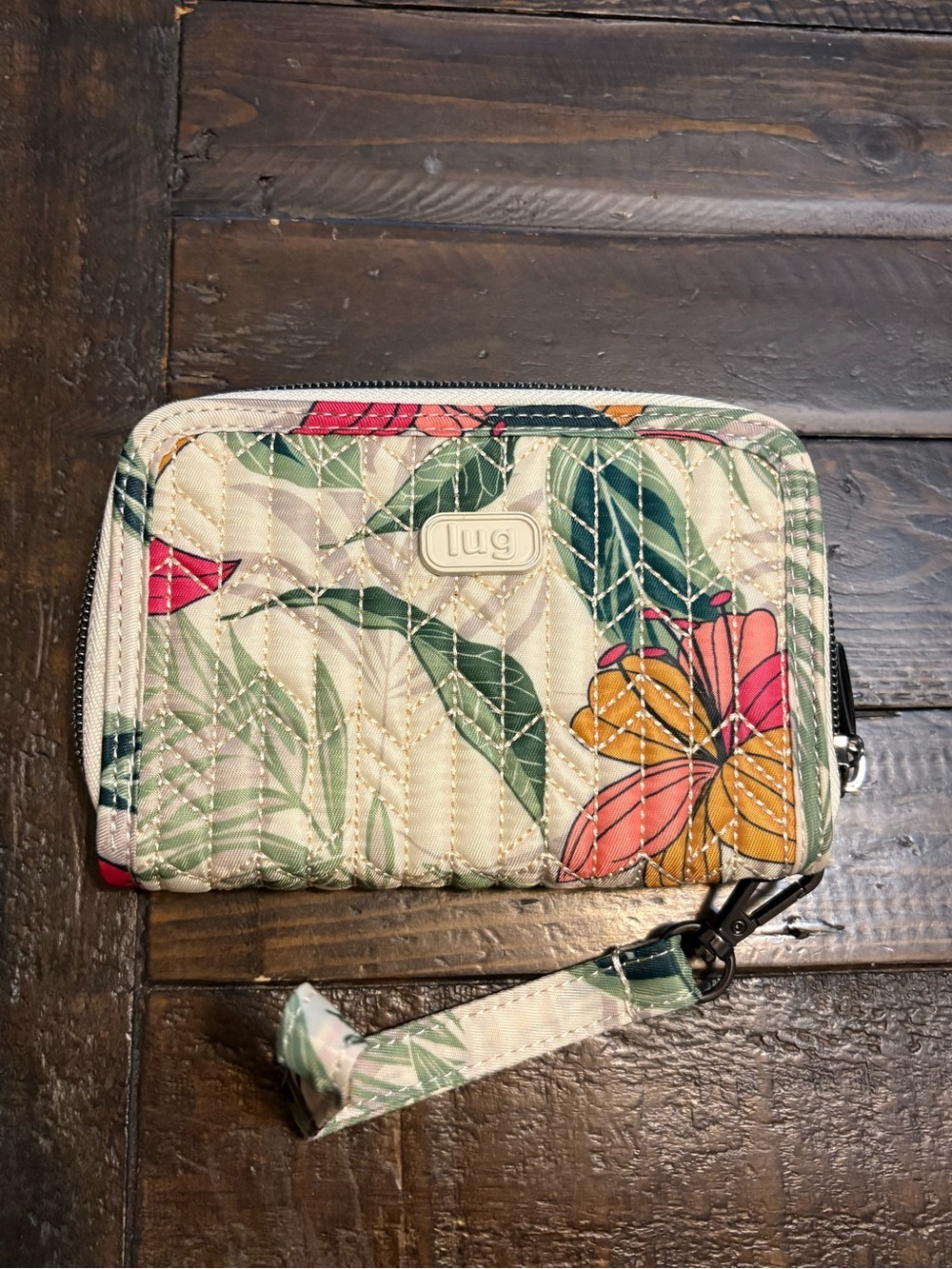 NWOT Lug Rodeo Tropical Floral Wallet / Wristlet